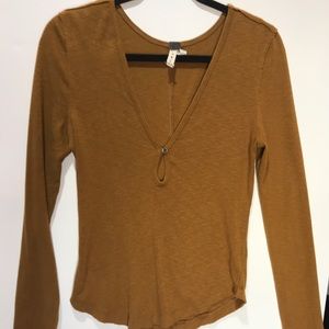 Free People Keyhole Long Sleeve Thermal (Large)